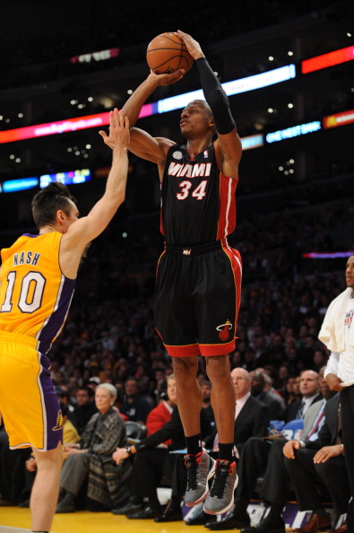 代表着亚冬 代表着亚冬